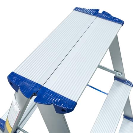MATALL3  STEPS LADDER MATALL 2 SIDED  A MODERN