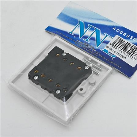 3GANG 2 WAY FLUSH OUTLET SWITCH NNE 803/2
