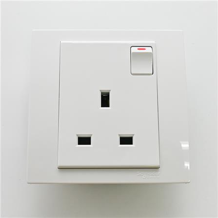 VIVACE 13A 250V 1 GANG SWITCHED SOCKET SCHNEIDER