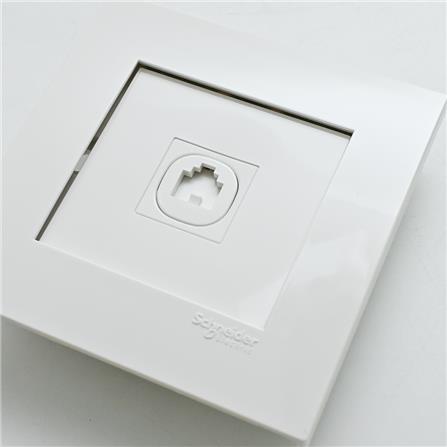 SCHNEIDER VIVACE 1 GANG TELEPHONE OUTLET SHUTTER KB31TS