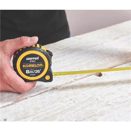 KOMELON MEASUREMENT TAPE PLASTIC 8M AUTO
