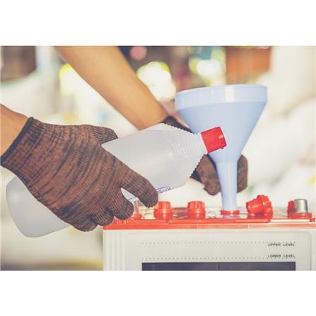 JUN HONG SAFETY KITS BATTERY WATER 1LITRE