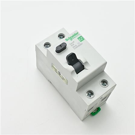 SCHNEIDER RESIDUAL CURRENT CIRCUIT BREAKER 2 POLE 63A 30mA AC TYPE EZ9R36263