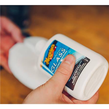 MEGUIAR'S GLASS POLISHING COMPOUND 8 OZ (AUTO PAINT CARE)