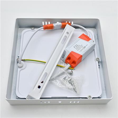 FSL SURFACE DOWNLIGHT 6"18W WHITE SQUARE WARM WHITE 3000K