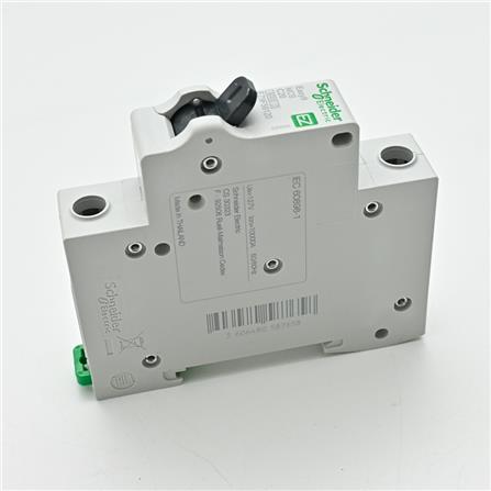 SCHNEIDER MCB 1POLE 6KA C CURVE 20A EZ9F56120