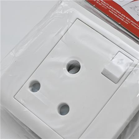 SELAMAT SWITCH SOCKET MQ8151 15AMP 1GANG
