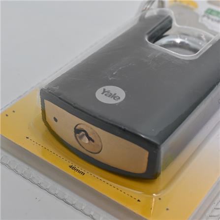 YALE 40MM CLASSIC SERIES BRASS SHROUDED PADLOCK Y121B/40/125/1 BLACK