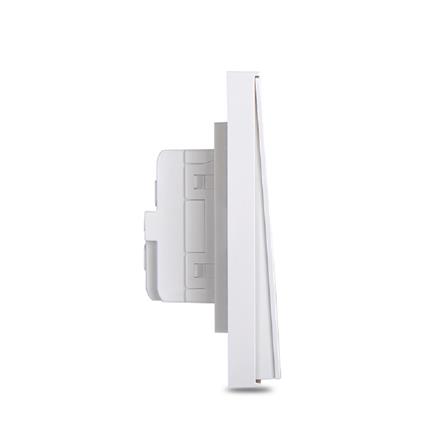 SIMON 13A UNIVERSAL SWITCH SOCKET H701089 WHITE