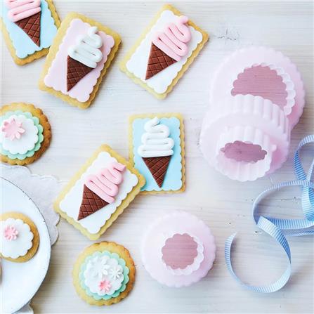 WILTSHIRE DUAL SIDED COOKIE CUTTERS ROUND 3PCS SET (40369)