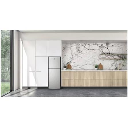 ELECTROLUX 2 DOOR REFRIGERATOR ETB2502J-A 245L ARCTIC SILVER