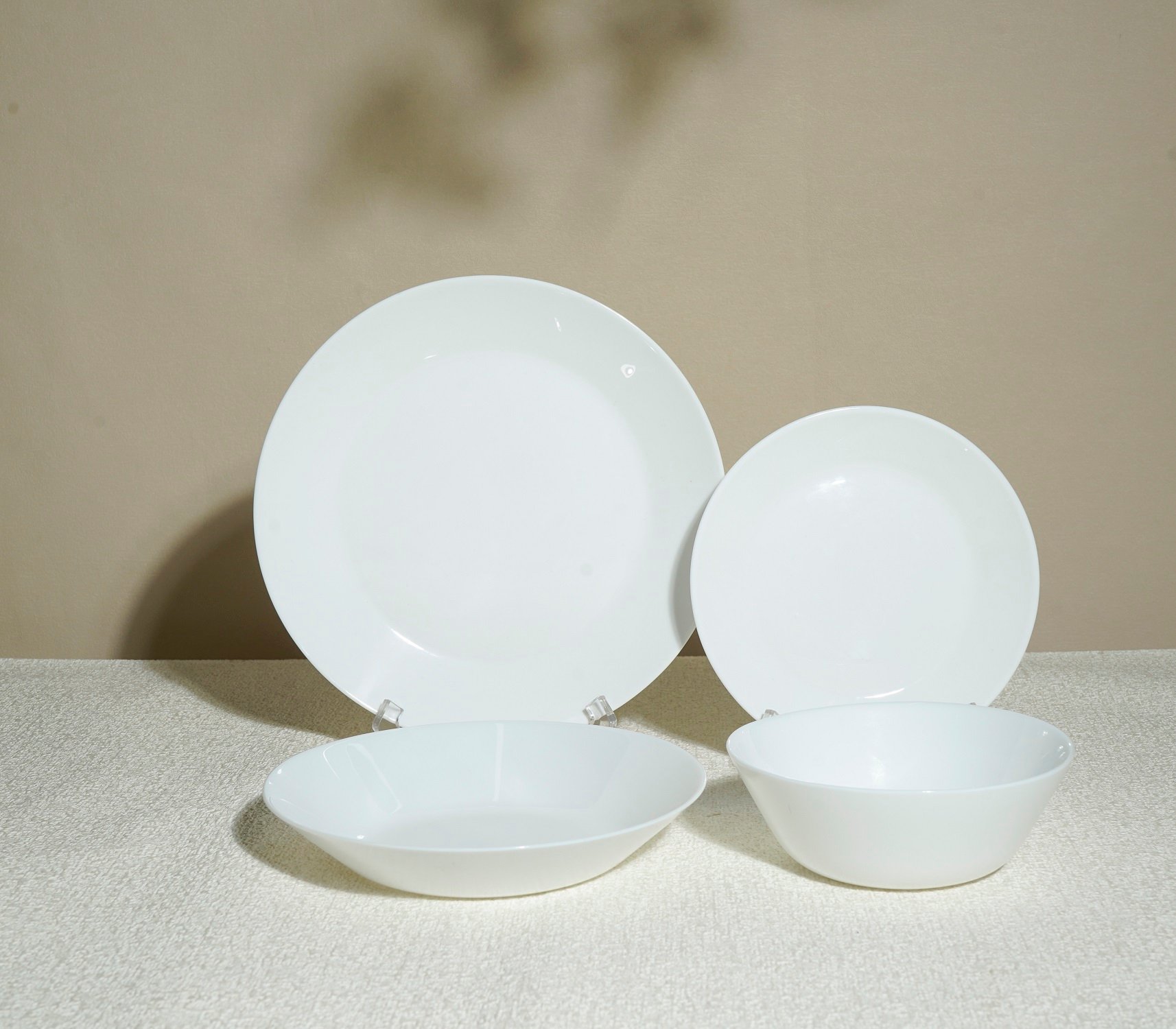 COSSY OPAL GLASS DESSERT PLATE 7.5IN NNP75X