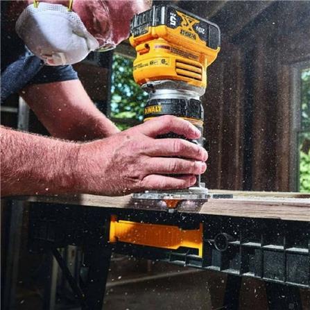 DEWALT 18V 8MM BRUSHLESS ROUTER (SOLO) DCW600N-XJ