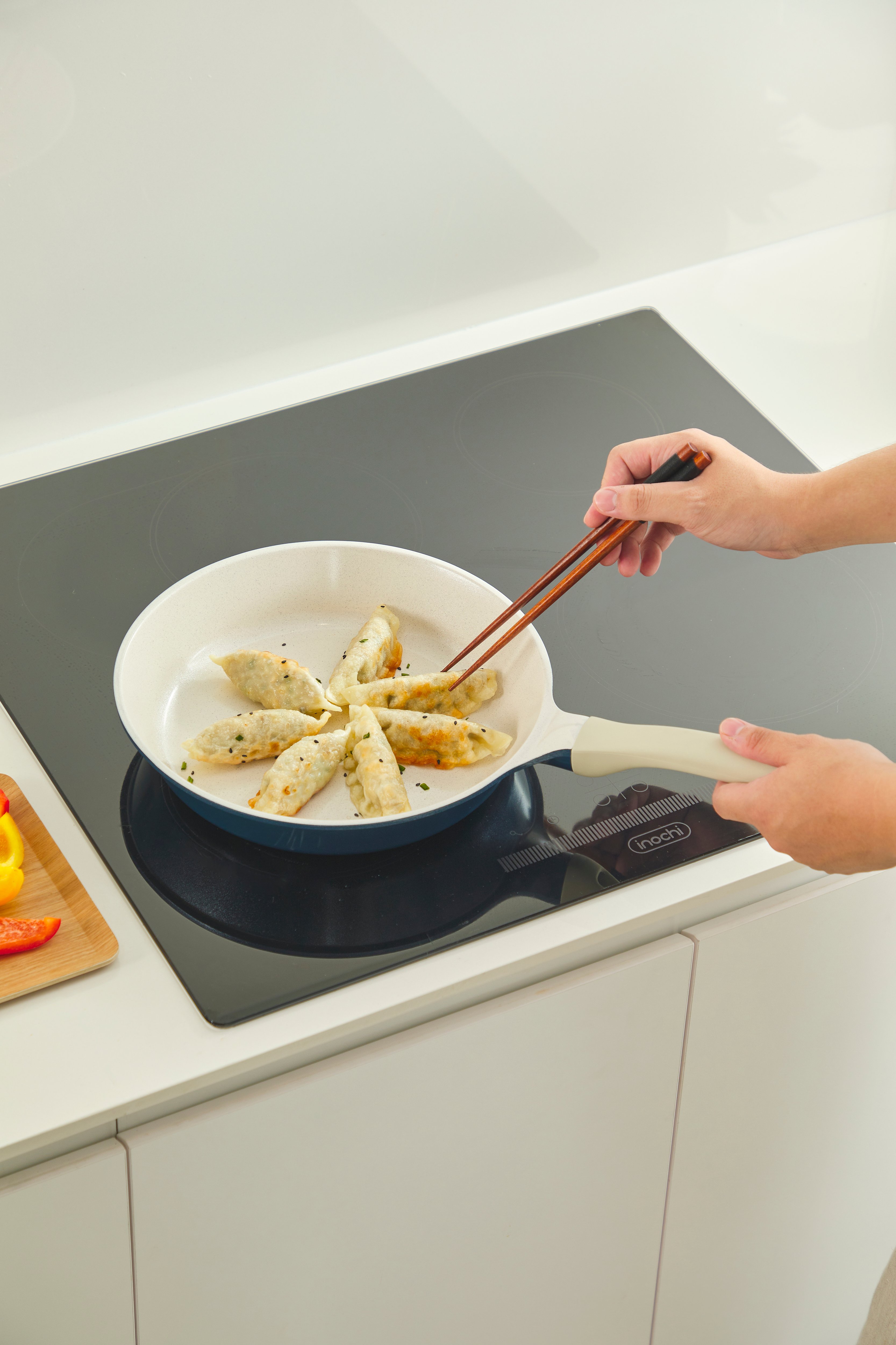 INOCHI OMI GREY MARBLE FRYING PAN 20CM