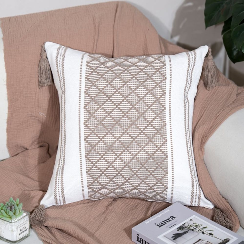 HOME LIVING STYLE CUSHION RIMBUN 18X18 BROWN